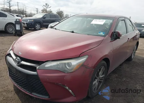 2016 Toyota Camry Se z USA, uszkodzony, nr VIN 4T1BF1FK8GU526834
